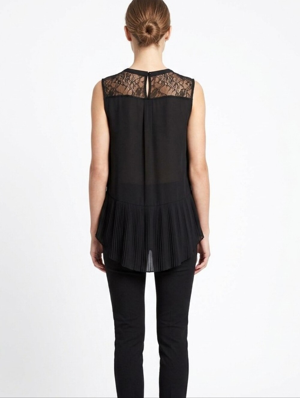 ASTR Black Ho Lo Sleeveless Blouse with Lace Shoulders and Pleated BACK XL